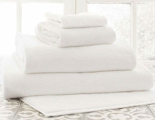 White Towels for Airbnb Hosts and Vacation rental set ups